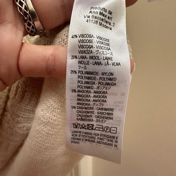 ✨ Cashmere and Wool blend sweater in Oatmeal - Made in Italy - Picture 9 of 11